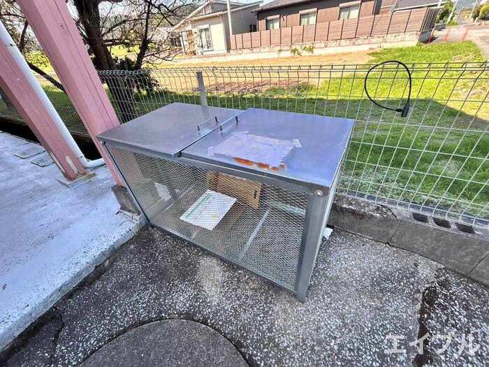 SUNハイツの物件外観写真