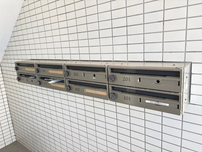 ロイヤルパレス１の物件外観写真