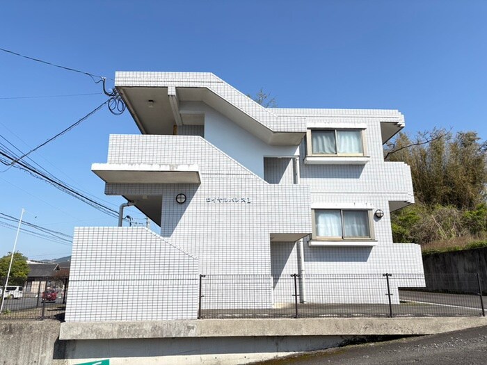 ロイヤルパレス１の物件外観写真