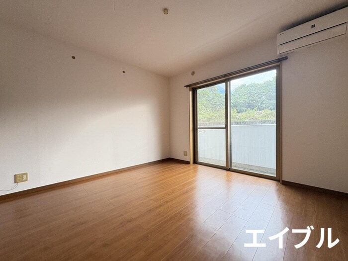 ロイヤルパレス１の物件内観写真