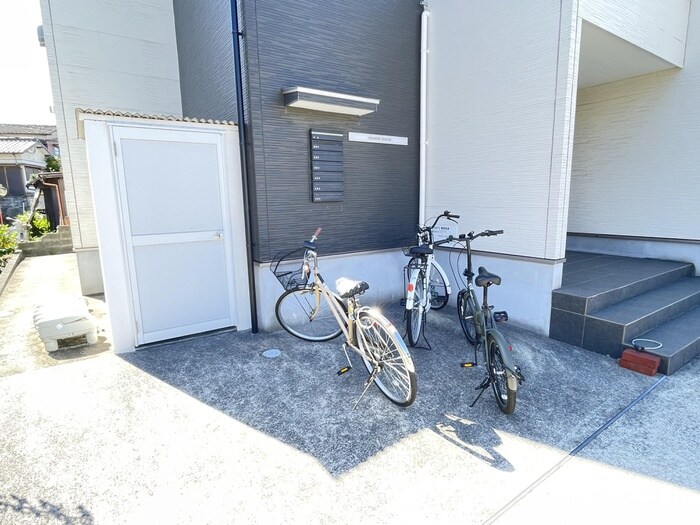 GRANDTIC朝倉街道の物件外観写真