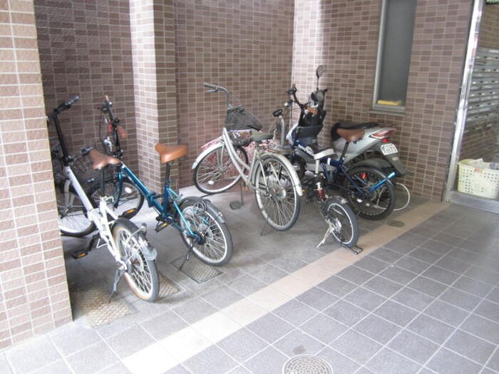 ＨＩＬＬＳ六ツ門の物件外観写真