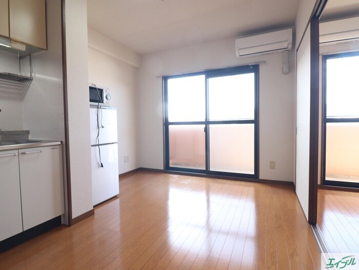 アルベール石丸の物件内観写真