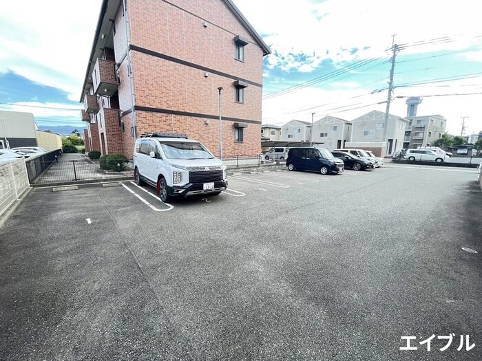 フローリッシュⅢの物件外観写真