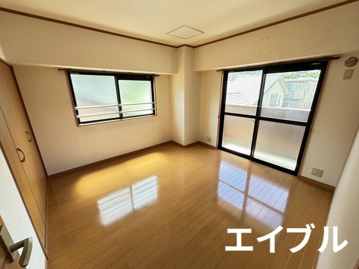 レクエルド・アイの物件内観写真