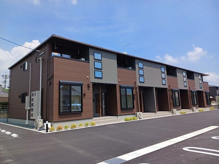 シャルールの物件外観写真