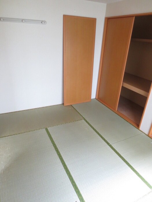 ヴェルドミール春日の物件内観写真