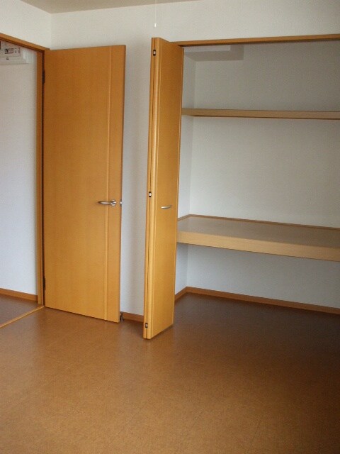 ヴェルドミール春日の物件内観写真