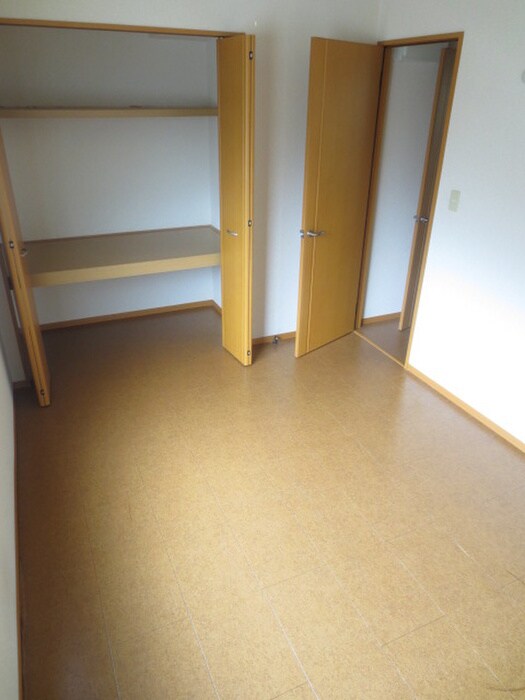 ヴェルドミール春日の物件内観写真