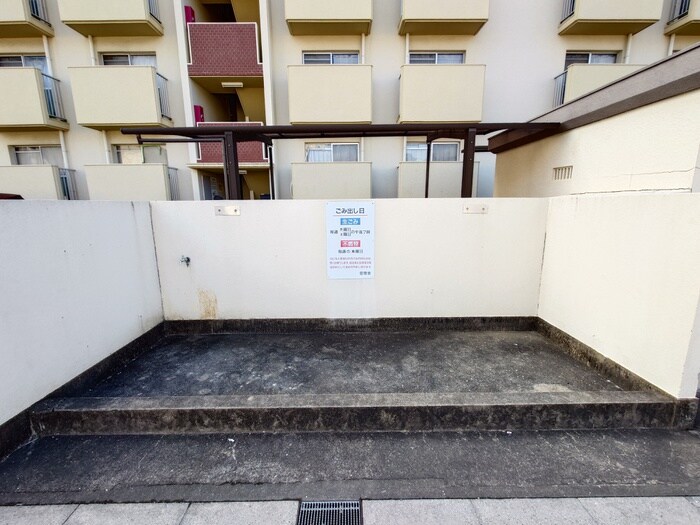 大洋ビルの物件外観写真