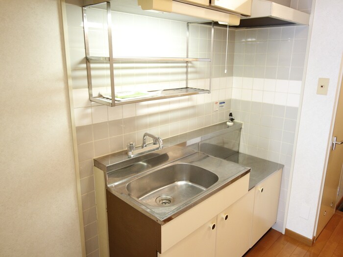 ロイヤルハイツ春日の物件内観写真