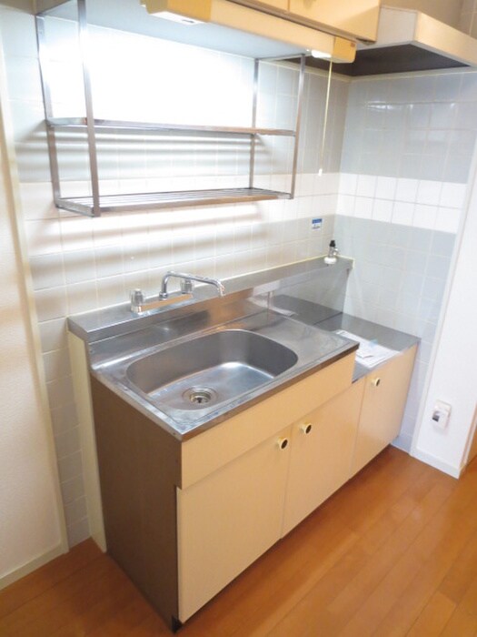 ロイヤルハイツ春日の物件内観写真