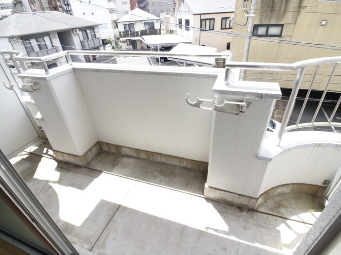 ロイヤルハイツ春日の物件内観写真