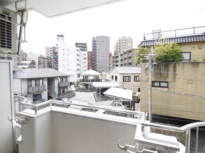 ロイヤルハイツ春日の物件内観写真