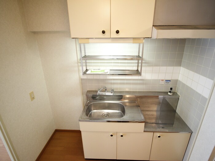 ロイヤルハイツ春日の物件内観写真