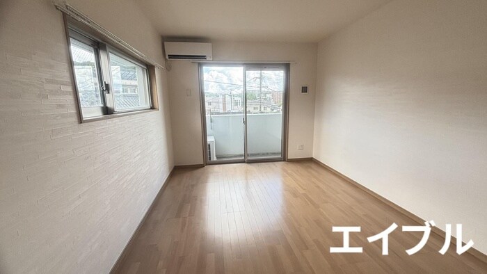 ランドスケープ草牟田の物件内観写真