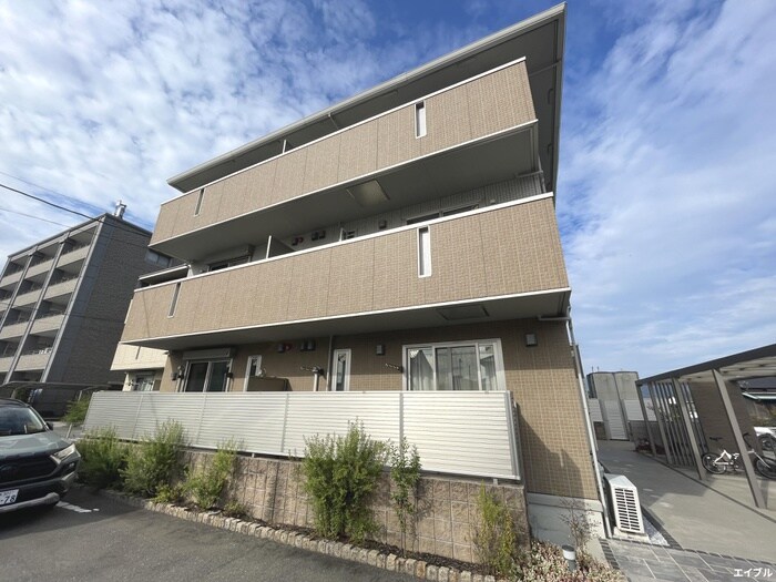 エディーハウスⅢの物件外観写真