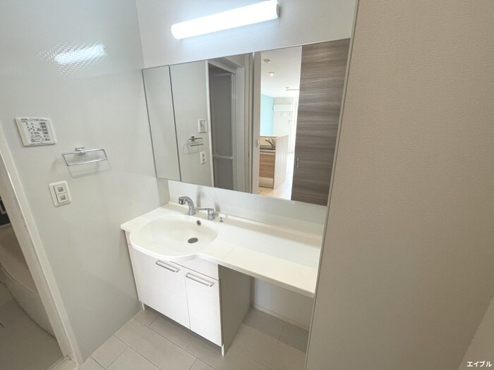 エディーハウスⅢの物件内観写真