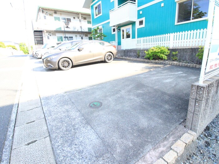 グランデール太賀の物件外観写真