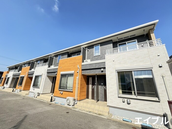 ファミュの物件外観写真