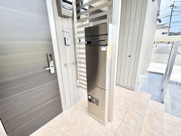 Excellent街角六番館の物件外観写真