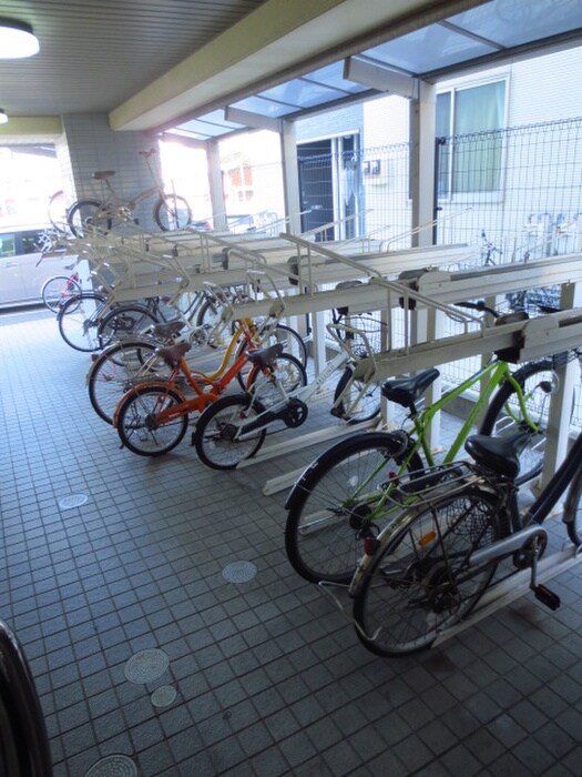 リファレンスイ－ストパ－クの物件外観写真