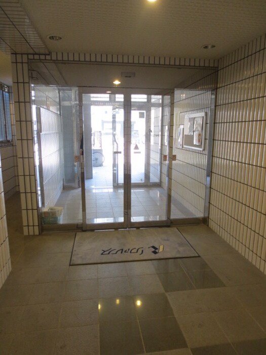 リファレンスイ－ストパ－クの物件外観写真