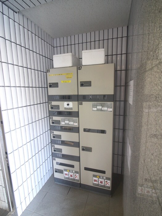 リファレンスイ－ストパ－クの物件外観写真