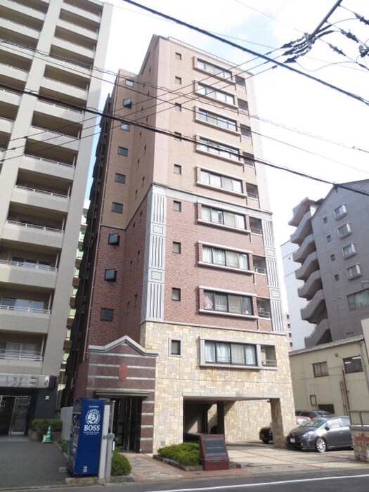 レジディア博多駅南の物件外観写真