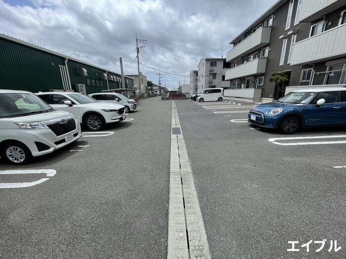 オッツ梅満の物件外観写真