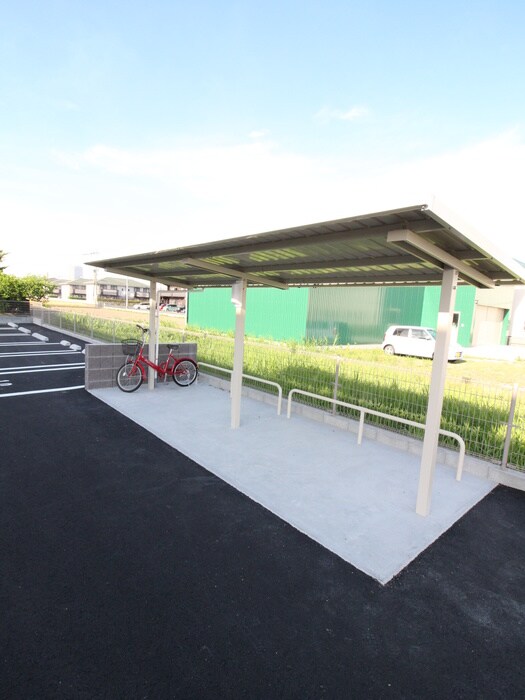 オッツ梅満の物件外観写真