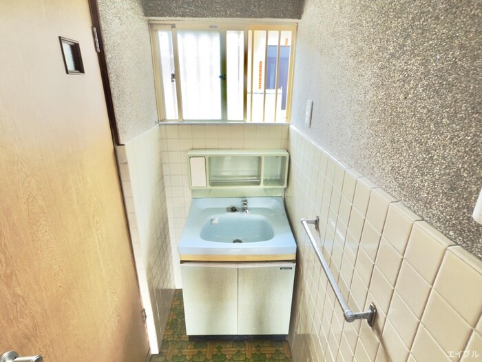 中の原戸建の物件内観写真