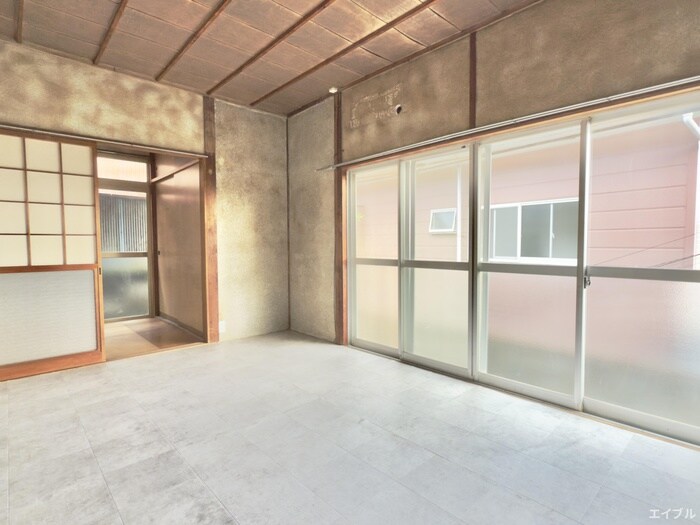 中の原戸建の物件内観写真