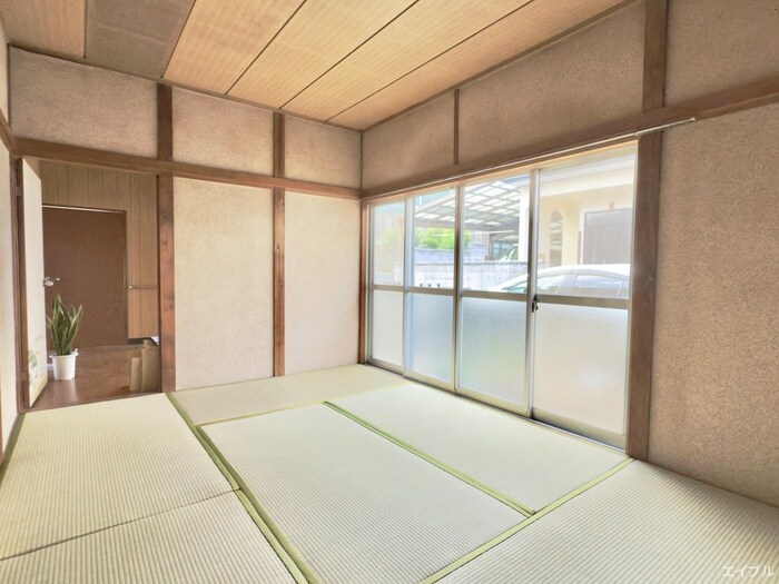 中の原戸建の物件内観写真