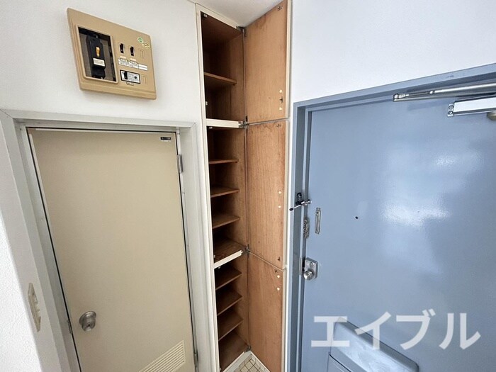 モールMビルの物件内観写真