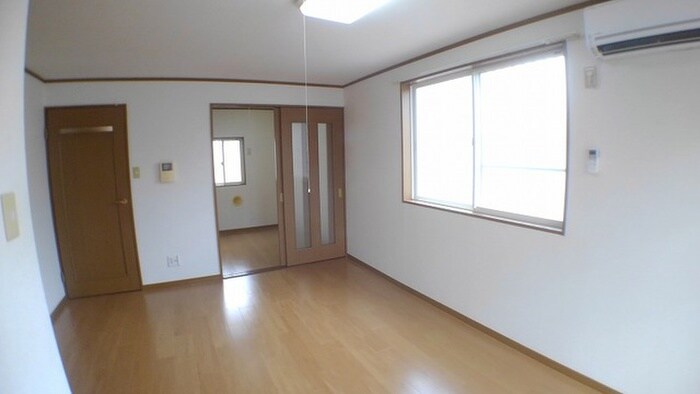 リブェール嵐山の物件内観写真