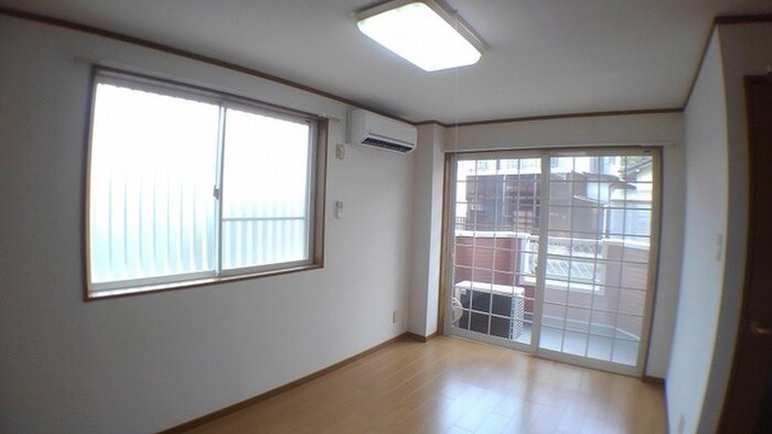 リブェール嵐山の物件内観写真