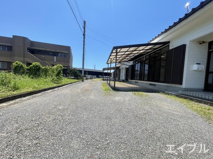 米丸住宅　Ⅰ　C棟の物件外観写真