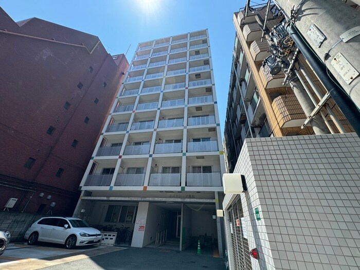 エストレ－ア薬院の物件外観写真