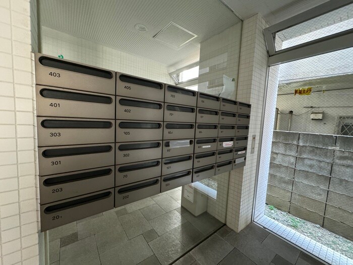 エストレ－ア薬院の物件外観写真