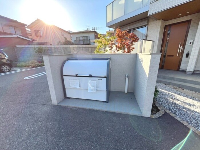 赤坂ローズガーデンの物件外観写真