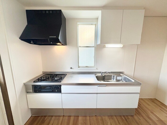 ワイ・エヌ・カンパニー邸の物件内観写真