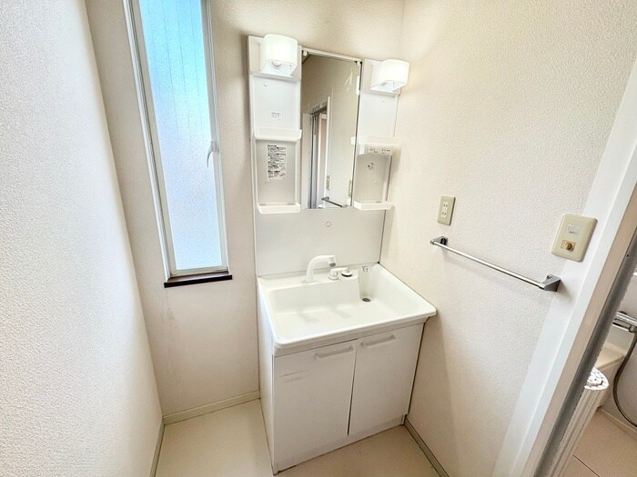 ワイ・エヌ・カンパニー邸の物件内観写真