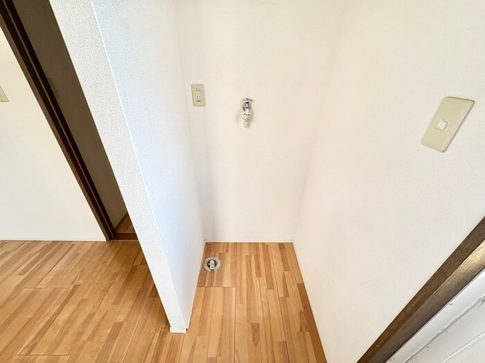 ワイ・エヌ・カンパニー邸の物件内観写真