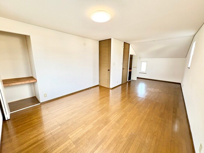 ワイ・エヌ・カンパニー邸の物件内観写真