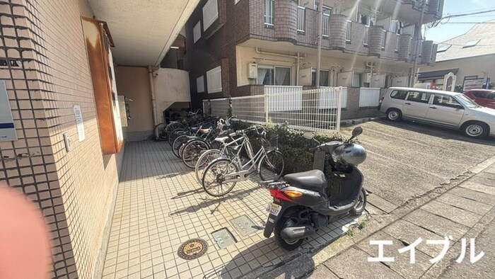 Ｍハウス鴨池Ⅱの物件外観写真