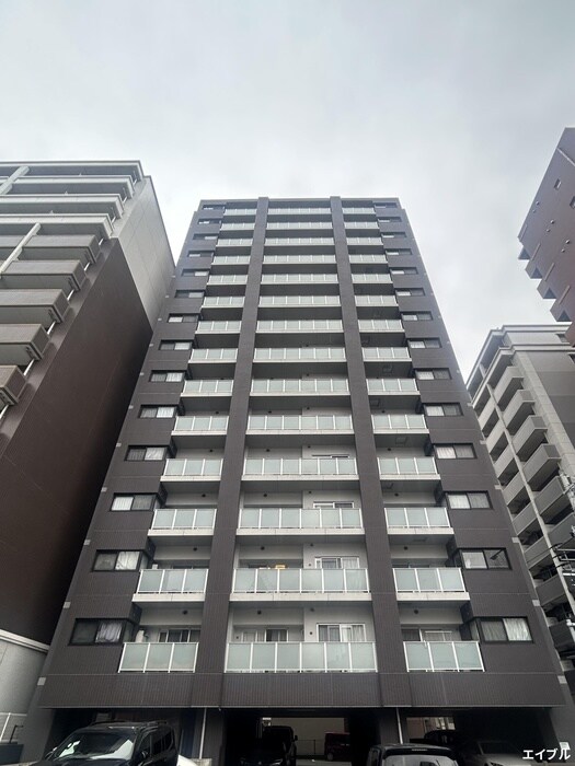 ラ・シルフィード博多駅南の物件外観写真