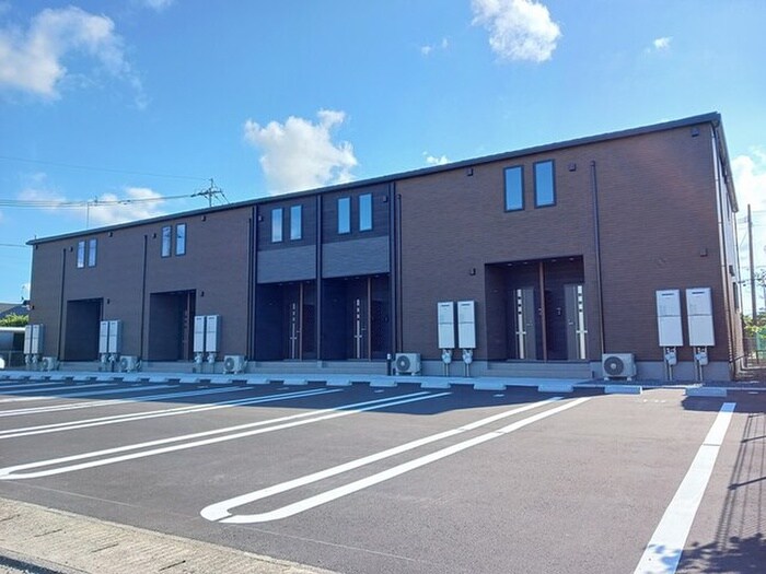 グランメッセ中郷ハウスK３の物件外観写真