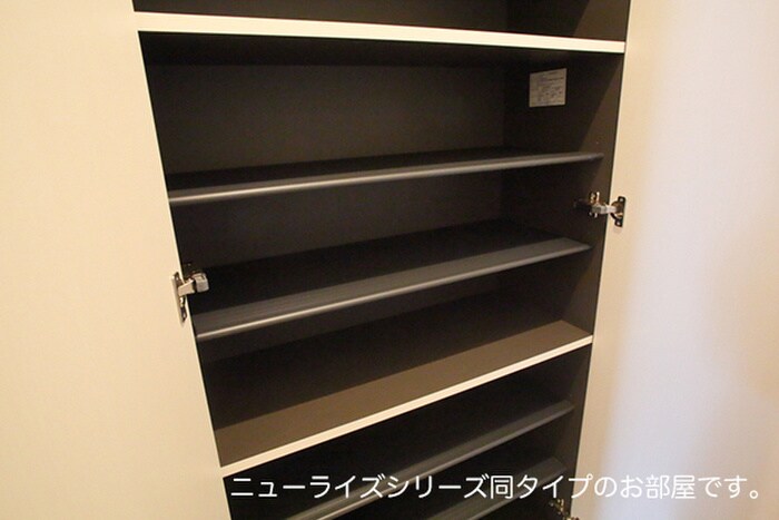 グランメッセ中郷ハウスK３の物件内観写真