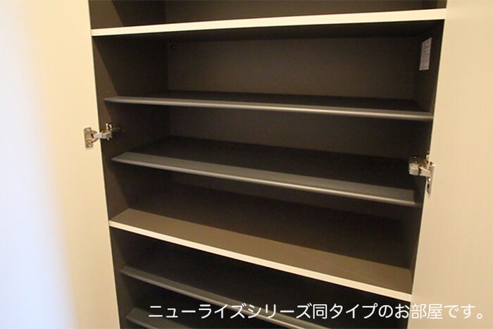 グランメッセ中郷ハウスK３の物件内観写真